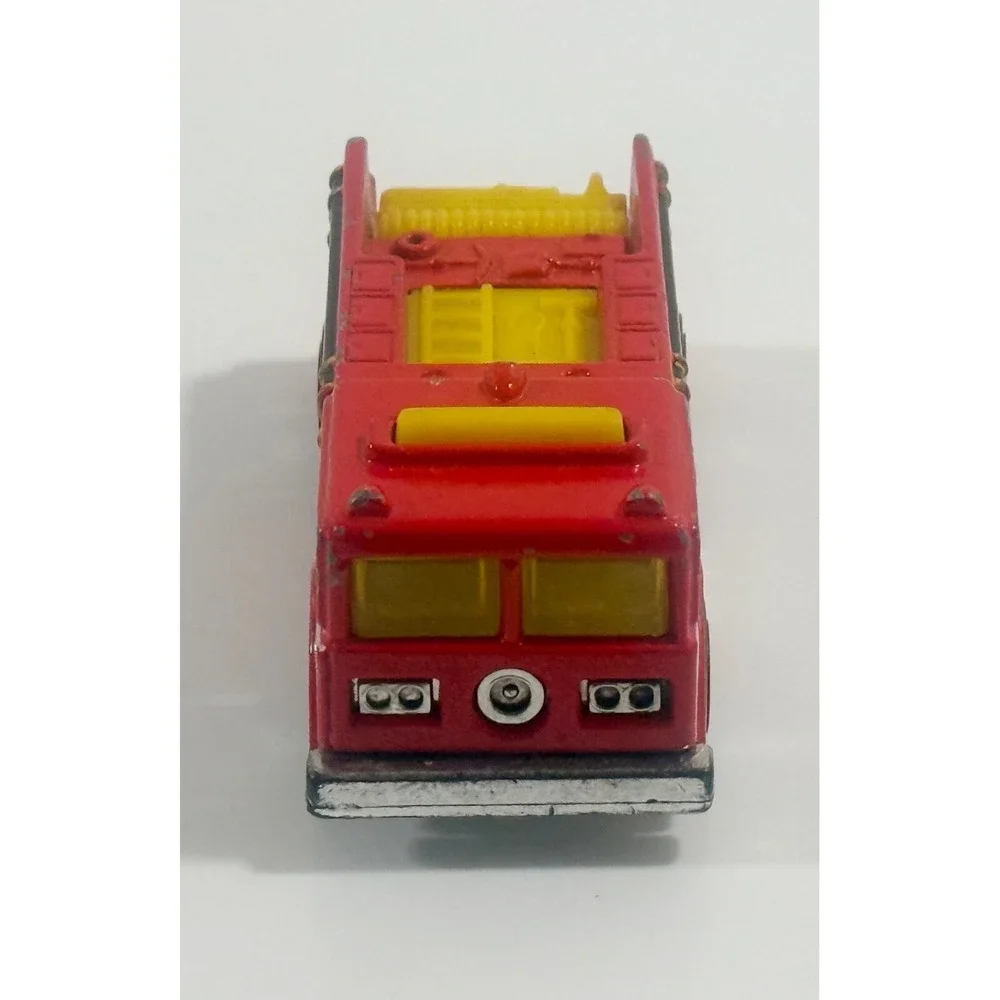 Hot Wheels Metro 122 Red / Yellow‎ 1976 Firetruck Malaysia